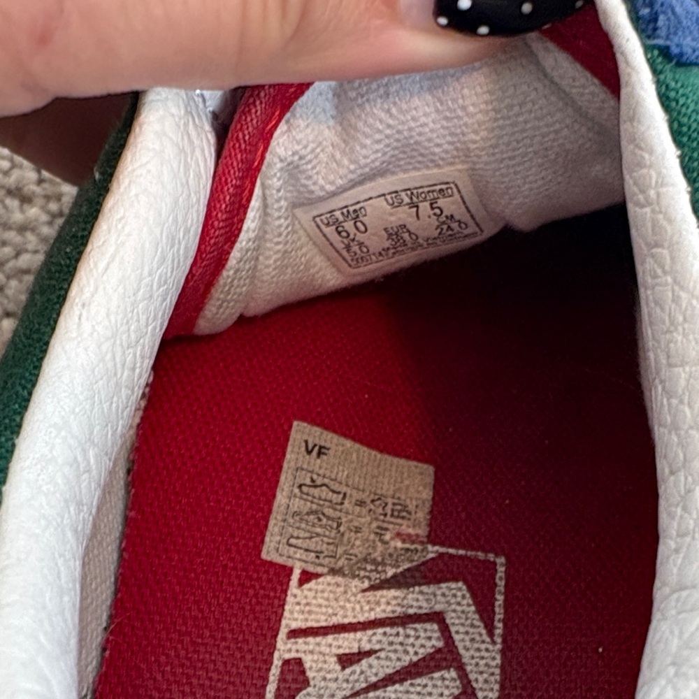 Van’s Old Skool Color Block Skate Shoe - Picture 9 of 10